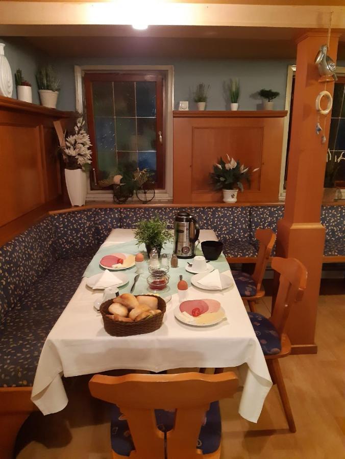 Landgasthof Rose Hotell Ditzingen Exteriör bild